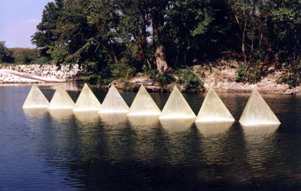 Les Pyramides