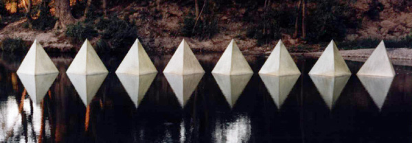 Les Pyramides